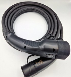 Bild von Universelles Tesla-Ladekabel